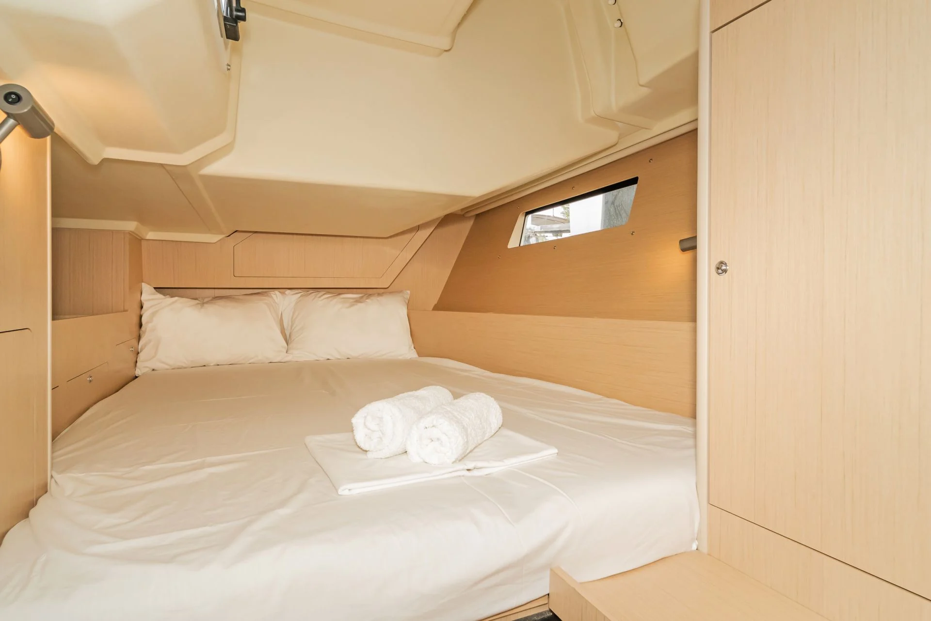 Sailing yacht cabin
